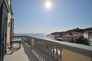 sea view terrace