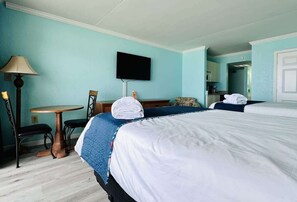 The ideal end to your Myrtle Beach day—curl up with your favorite show in bed.

