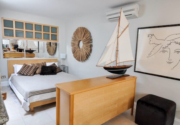 Peaceful bedroom
