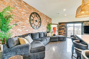 Living Area | 2nd Floor | Smart TV | Free WiFi | Balcony Access