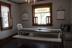 Dining Room with seating for 10+! Everyone has a seat around OUR table!