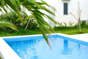 Utomhuspool