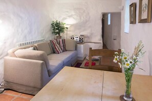 Cosy lounge and dining area