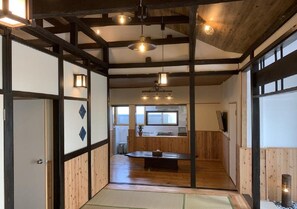 Tatami Living & Dining