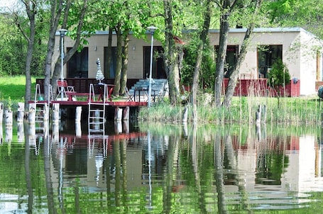 Enceinte de lâhĂ©bergement