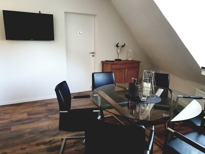 zentral gelegenes Apartment in Solingen im Dachgeschoss für 6-7 Personen