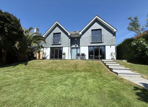 No.10 Falmouth (sleeps 2)