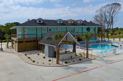 Sunny Seaside Cabins