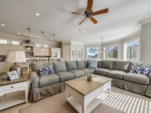 Living Room, Kitchen and Dining Area at 4 Urchin Manor