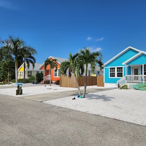 Beach House, Beach Shack & Boat House