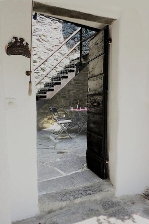 Picture 5