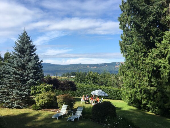 Your View over the Cowichan Valley.
