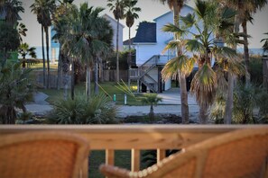There's nothing like the palm trees at Sunny Beach. You'll feel far-far away.