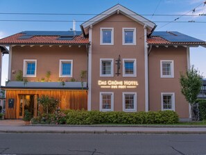 Das Grüne Hotel zur Post