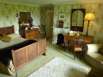 Cullintra House - country escape CHRISTMAS AND NEW YEAR AVAILABLE !