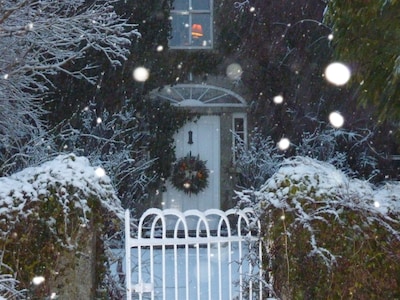 Cullintra House - country escape CHRISTMAS AND NEW YEAR AVAILABLE !