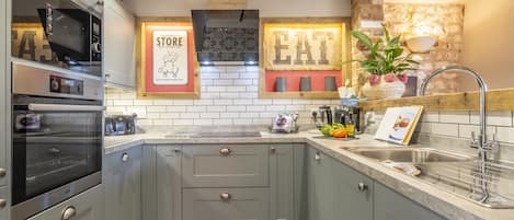 Cog Cottage, Great Walsingham: Kitchen