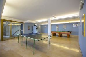 Gemeinschaftsraum mit Billard und Tischtennis