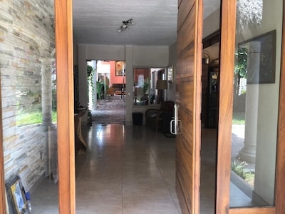 Good Vibe Manzanillo House with private pool outdoor livingroom, one floor.