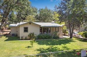 Fully fenced front yard