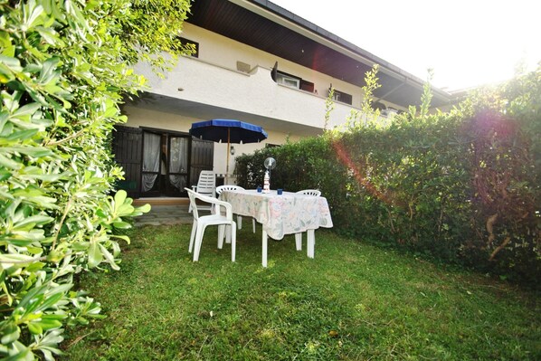 private garden