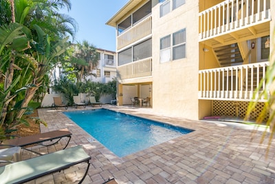 Holmes Beach Condo