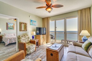 Living Room | Open Floor Plan