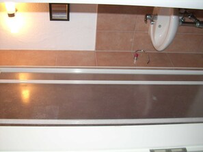 Bad mit Dusche