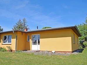 Ferienhaus Sabine mit Kamin und Sonnenterrasse