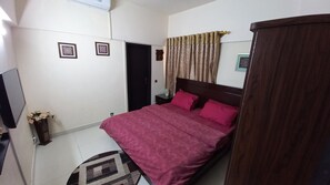 Brdroom with AC and TV
