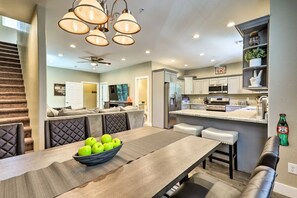 Dining area / living room / kitchen