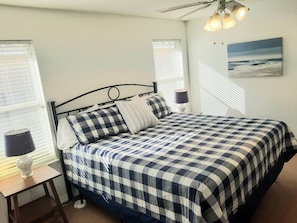 King Master 1. Walk in closet, ensuite bath with garden tub and shower. TV.