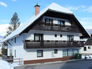 Home, House, Roof, Cottage, Balcony, Snow, Freezing, Siding, Winter, Daylighting