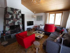 Picture Frame, Furniture, Property, Couch, Table, Living Room, Wood, Interior Design, Floor, Architecture