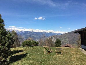 Panoramablick aus dem Garten