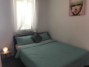 Bedroom 2, Queen size bed ( 160x200)