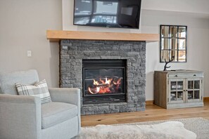 Gas fireplace
