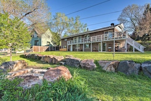 Backyard | Fire Pit | Creek On-Site