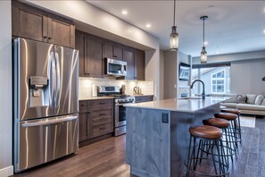 Cook up your meals in our fully equipped kitchen stocked to meet any chefs needs