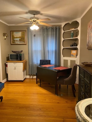 Dining room that easily turns into home office, printer on request 