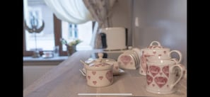 Kaffee und/oder Kaffeemaschine