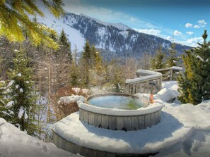 Jacuzzi