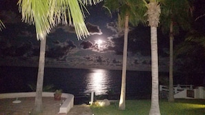 Full Moon Rise over the Cortez