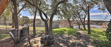 Granbury Vacation Rental | 3BR | 2BA | Step-Free Access | 1,622 Sq Ft