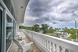 Sit in the warm sun while enjoy the view from this 3-bedroom, 2-bath home!
