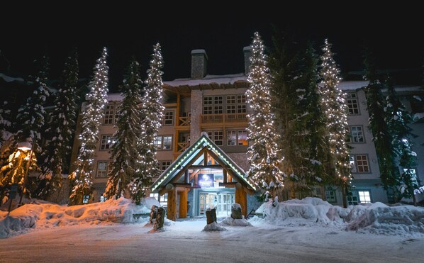 Welcome to our cozy rental in Whistler!