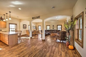 Interior | Living Room | A/C