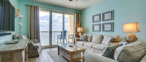 Calypso Resort rental 1004E in Panama City Beach, FL - FREE ROUND OF GOLF DAILY