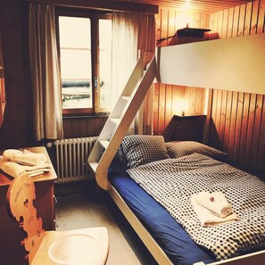 2nd bedroom upper apartment