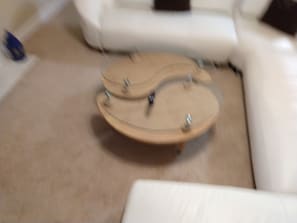 Unclassified image, 4 of 17, button